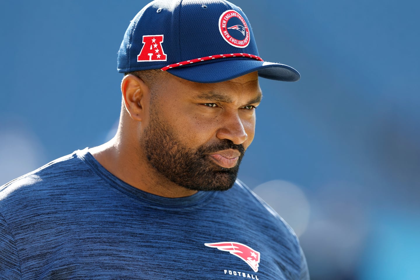 Jerod Mayo on the field during warmups before facing the Titans at Nissan Stadium.