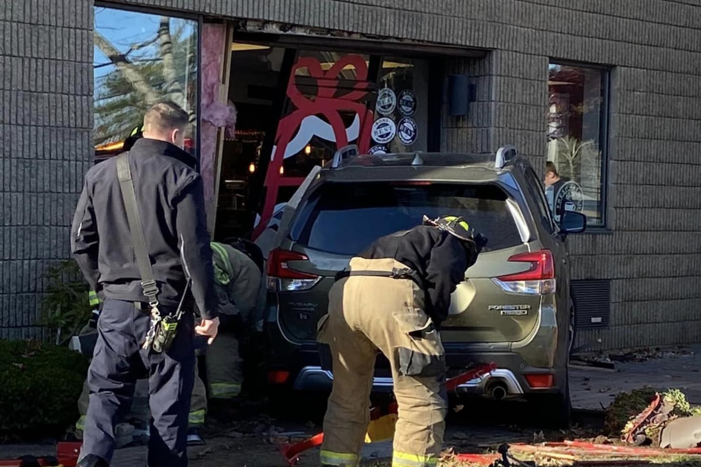 An SUV rammed into the entrance to the Topsfield Bakeshop on Sunday afternoon, according to the Topsfield Fire Department.