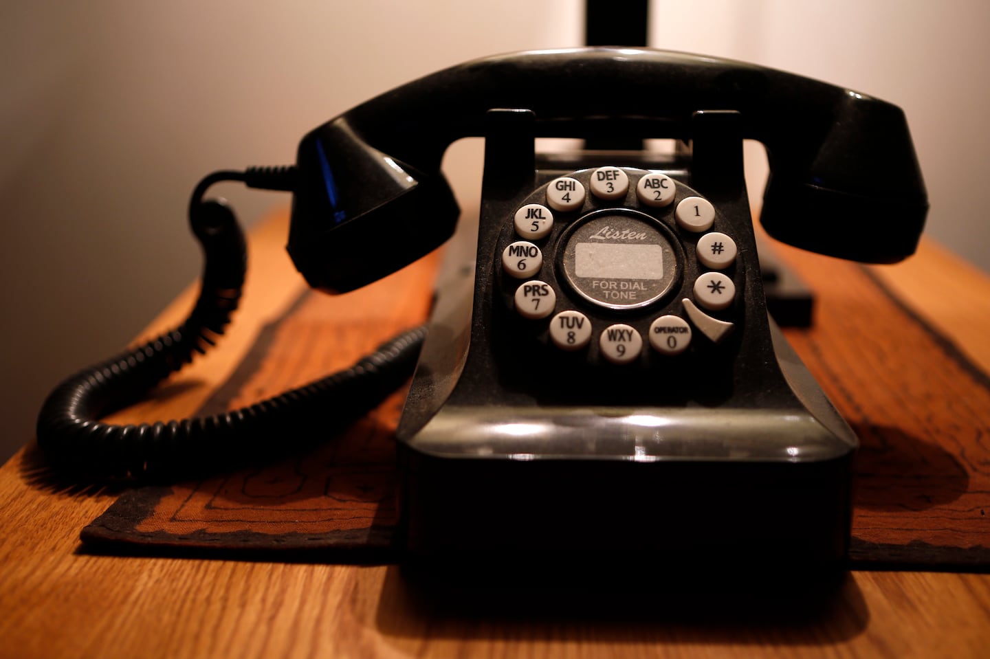 Back when people had landline phones they always answered, pollsters could easily reach a representative sample of Americans.  But now, people who bother to answer calls from pollsters are much more likely to unrepresentative.