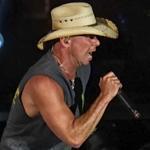 Kenny Chesney performing at Gillette Stadium on Friday.