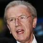David Frost died Saturday night from an apparent heart attack, according to the BBC.