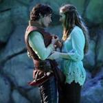 Peter Gadiot as the genie Cyrus and Sophie Lowe as Alice in ABC’s “Once Upon a Time in Wonderland.”
