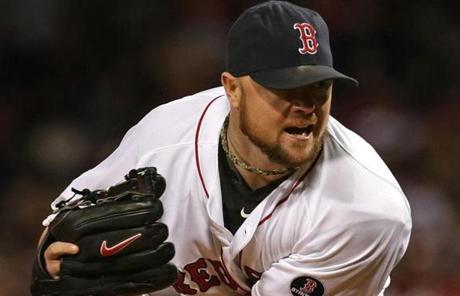 With  7⅔
 innings in Wednesday’s Game 1, Jon Lester increased his World Series scoreless streak to 13‚ innings over two appearances, which drew an ovation from the crowd when he exited after 112 pitches.
