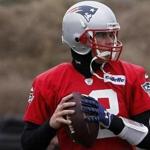 Tom Brady and the Patriots have one more chance to tune up before the playoffs begin.