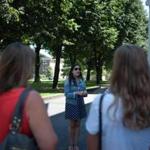Jaime Morgan gave prospective students and their families a tour of the Tufts University campus.