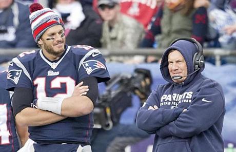 Tom Brady and Bill Belichick were able to enjoy the end of Sunday?s win against the Bears in a leisurely manner.
