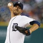 Sep 26, 2014; Detroit, MI, USA; Detroit Tigers starting pitcher Rick Porcello (21) pitches in the first inning against the Minnesota Twins at Comerica Park. Mandatory Credit: Rick Osentoski-USA TODAY Sports