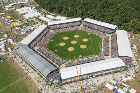 Emmental Arena in Switzerland was dismantled after the recent Swiss Wrestling and Alpine Games Festival.
