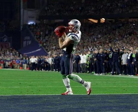 Julian Edelman caught a touchdown pass from Tom Brady late in the fourth quarter that gave the Patriots the win against the Seahawks. 
