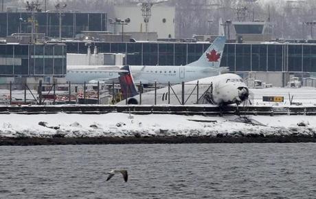 Delta flight 1086 slid off the runway upon landing at New York's LaGuardia Airport.
