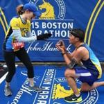 Daniel Koh proposed to his Amy Sennett on the finish line. 
