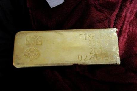The gold bar weighs 26 pounds and is valued between $470,000 and $500,000.
