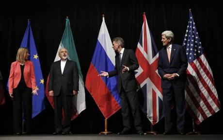 (Left to right) European Union High Representative for Foreign Affairs and Security Policy Federica Mogherini, Iranian Foreign Minister Mohammad Javad Zarif, British Foreign Secretary Philip Hammond, and Secretary of State John Kerry waited for a group photo.
