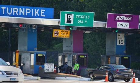 A toll worker was killed near exit 10 on the Mass. Turnpike in Auburn early Friday.
