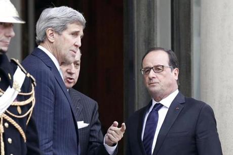 US Secretary of State John Kerry (left) met Tuesday in Paris with French President Francois Hollande (right) and French Foreign Minister Laurent Fabius.
