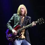 Tom Petty cooperated in the new biography by Warren Zanes.