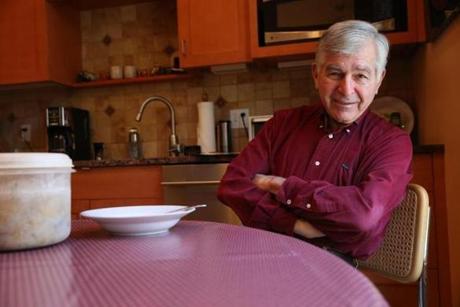 Brookline, MA 11/25/2015 Ð Former governor Michael Dukakis (cq) in the kitchen of his home in Brookline, MA on November 25, 2015. (Globe staff photo / Craig F. Walker) section: National reporter: Viser
