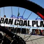 Bicylists showed solidarity Sunday for the global movement on climate change in Manila. 