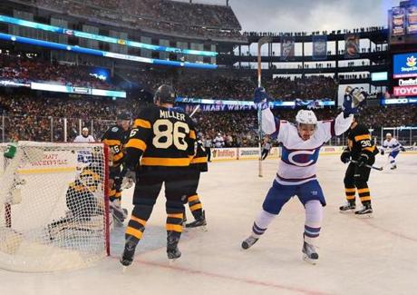 Foxborough 01/01/16 The Boston Bruins vs Montreal Canadiens in the Winter Classic at Gillette Stadium. Canadiens Brendan Gallagher celebrates his 2nd period goal to put his team up 3-0. Boston Globe staff photo by John Tlumacki(sports)
