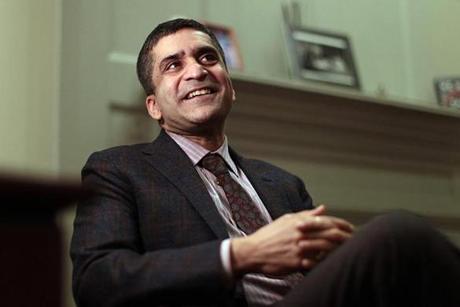 Dean Rakesh Khurana has used his experitise in corporate culture to analyze student culture.
