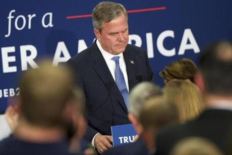 Jeb Bush announced the suspension of his presidential campaign in S.C.  
