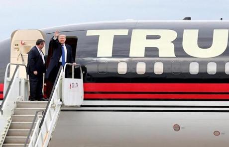 Donald Trump stood alongside Chris Christie and waved to a crowd in Ohio.
