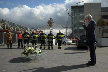 Secretary of State John Kerry participated in a wreath-laying ceremony at Brussels Airport.
