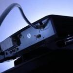 President Barack Obama is throwing his weight behind an effort to give consumers more choice when it comes to the cable boxes that control which television channels they watch. 