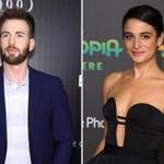 Chris Evans (left) and Jenny Slate are apparently an item.