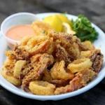 Among the dishes served at Twin Seafood is the fried calamari appetizer.
