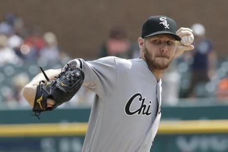 Chicago White Sox starting pitcher Chris Sale throws during the first inning of a baseball game against the Detroit Tigers, Wednesday, Aug. 31, 2016, in Detroit. (AP Photo/Carlos Osorio)
