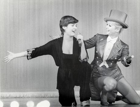 Carrie Fisher and Debbie Reynolds in a scene from the HBO documentary ?Bright Lights.?
