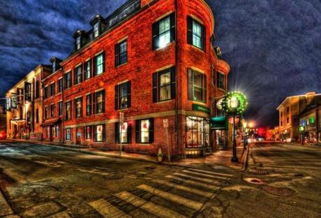 08wintergetaways - Winter is a magical time in Portsmouth, New Hampshire, with twinkling lights illuminating the cobblestone streets and roaring fireplaces warming the cityÕs finest restaurants. (handout)
