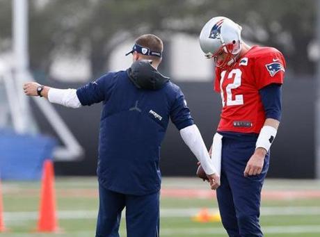 HOUSTON, TX - FEBRUARY 01: Tom Brady #12 of the New England Patriots works out during a practice session ahead of Super Bowl LI on February 1, 2017 in Houston, Texas. (Photo by Bob Levey/Getty Images)
