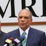 23bermuda - Former Premier and founder of Bermuda Healthcare Services Dr. Ewart Brown held a press conference on June 16, 2016, to address the arrest of Dr. Mahesh Reddy. Dr. Reddy had his home raided by police officers based on a suspicion that he had been overusing MRI and CT scanners. (Bernews)