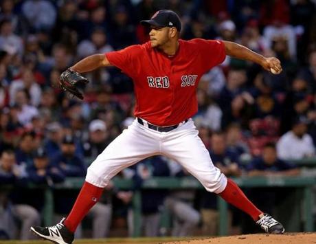 Boston, MA - 5/26/2017 - (3rd inning) Boston Red Sox starting pitcher Eduardo Rodriguez (52) pitching against the Seattle Mariners during the third inning. The Boston Red Sox host the Seattle Mariners in the first of a three game series at Fenway Park. - (Barry Chin/Globe Staff), Section: Sports, Reporter: Peter Abraham, Topic: 27Sox-Mariners, LOID: 8.3.2596934708.
