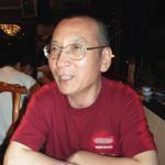 Officials in China say that country?s most prominent political prisoner, Nobel Peace Prize laureate Liu Xiaobo, has died. 