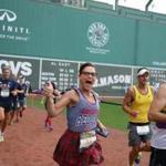 Boston Ma 9/15/17 Runners start take off on the first of 116 laps in the Inaugural Fenway Park Marathon managed by DMSE Sports to benefit the Red Sox Foundation. (Matthew J. Lee/Globe staff) topic: reporter: