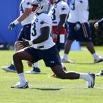 09/28/2017 Foxboro Ma- Dwayne Allen #88 (cq) during running and stretching at the New England Patriots practice. Jonathan Wiggs\Globe Staff Reporter:Topic.