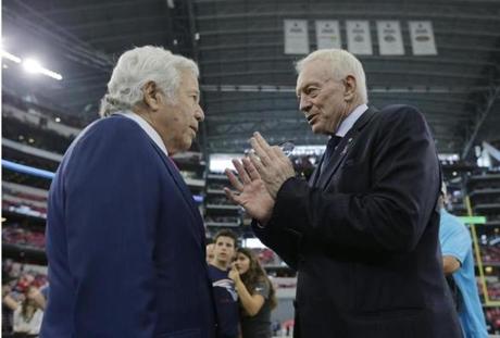 New England Patriots owner Robert Kraft, left, talks with Dallas Cowboys owner Jerry Jones, rightm before an NFL football game, Sunday, Oct. 11, 2015, in Arlington, Texas. (AP Photo/Tim Sharp)
