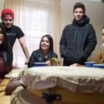 Hyannis, MA: 11-23-2017: Jessica Labiosa (center), of Bayamón, Puerto Rico celebrates Thanksgiving with her four children in Hyannis. Credit: Roberto Rodriguez Lugo 