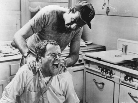 --FROM PICTUREDESK--- FILE--Walter Matthau and Jack Lemmon are seen in the the film 'The Odd Couple' in this March 3, 1978 file photo. Matthau, the foghorn-voiced movie villain who became a master of crotchety comedy with his performances in 'The Fortune Cookie' and followed with 'The Odd Couple,' 'Grumpy Old Men' and many other hits, died Saturday morning, July 1, 2000, of a heart attack. He was 79. The actor was pronounced dead at 1:42 a.m., shortly after being brought into St. John's Health Center in Santa Monica, said ahospital spokesman. (AP Photo/File) Library Tag 07022000 obituaries (regular edition) tvroommies tvroomies
