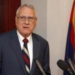 Former senator Jon Kyl, a Republican, will fill John McCain?s seat in the US Senate at least until the end of the year.
