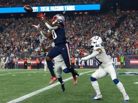 Foxborough, MA 10/04/18: Patriots Josh Gordon caught for a touchdown in the fourth quarter. New England Patriots hosted the Indianapolis Colts at Gillette Stadium Sunday, Oct. 4, 2018. (Jim Davis/Globe Staff)
