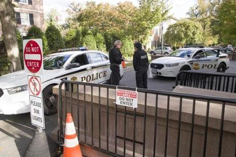 Secret Service officers spoke at a checkpoint near the home of former president Barack Obama Wendesday.  
