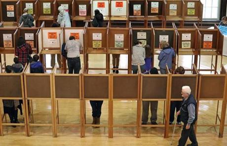 MIDTERMS SLIDER WHITMAN, MA - 11/06/2018: Voting at Whitman Town Hall had a steady morning flow(David L Ryan/Globe Staff ) SECTION: METRO TOPIC 07earlyvoting
