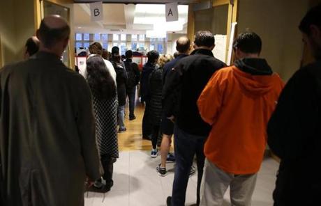 MIDTERMS SLIDER 11/06/2018 Needham Ma Voters are lined up at the Center at The Heights in Needham to vote in the mid-term election.Jonathan Wiggs /Globe Staff Reporter:Topic: 
