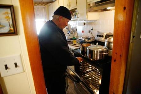 Lawrence, MA, 11/14/2018 -- Thomas Baca, 60, and his wife have been using their electric oven to warm their apartment in South Lawrence. With colder weather approaching they've finally broken down and called about getting a hotel and are waiting to hear back from Columbia Gas for arrangements. (Jessica Rinaldi/Globe Staff) Topic: 15Lawrence Reporter:
