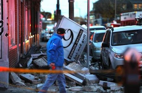 Boston, MA - 11/4/18 - Building facades collapsed onto the sidewalk, on Harvard Avenue, in Allston, causing injuries. Photo by Pat Greenhouse/Globe Staff Topic: 005buildingMetro Reporter: John Hilliard, Jerome Campbell
