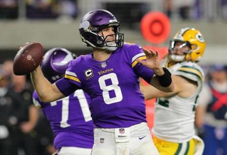MINNEAPOLIS, MN - NOVEMBER 25: Kirk Cousins #8 of the Minnesota Vikings passes the ball in the third quarter of the game against the Green Bay Packers at U.S. Bank Stadium on November 25, 2018 in Minneapolis, Minnesota. (Photo by Adam Bettcher/Getty Images)
